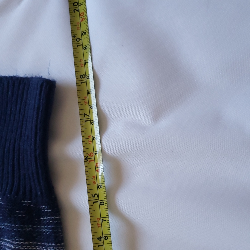 Poof navy blue with white embellishing sweater - Picture 5 of 8